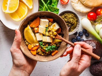 Pola Makan Vegan Berisiko Tinggi Sebabkan Patah Tulang